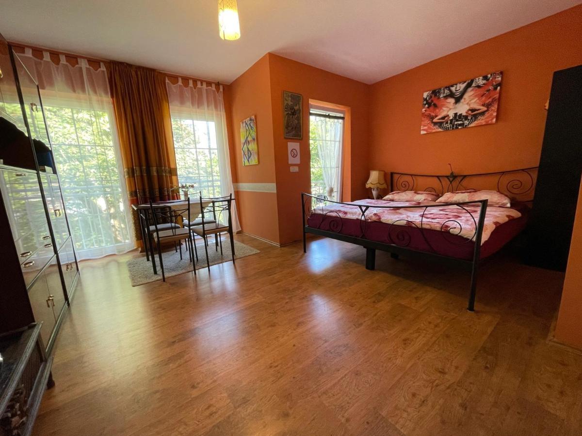 Zentrumsnahe Ferienwohnung Dresden Exteriör bild