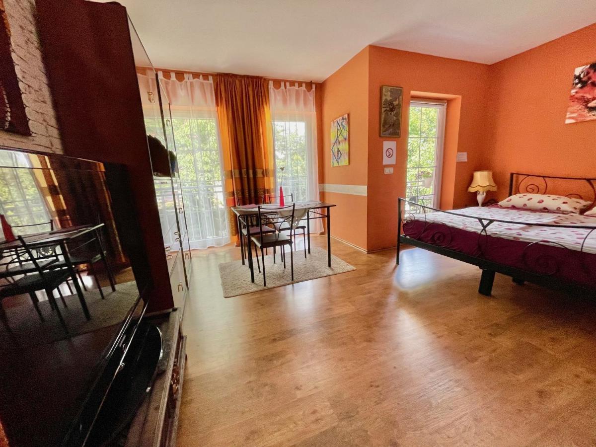 Zentrumsnahe Ferienwohnung Dresden Exteriör bild